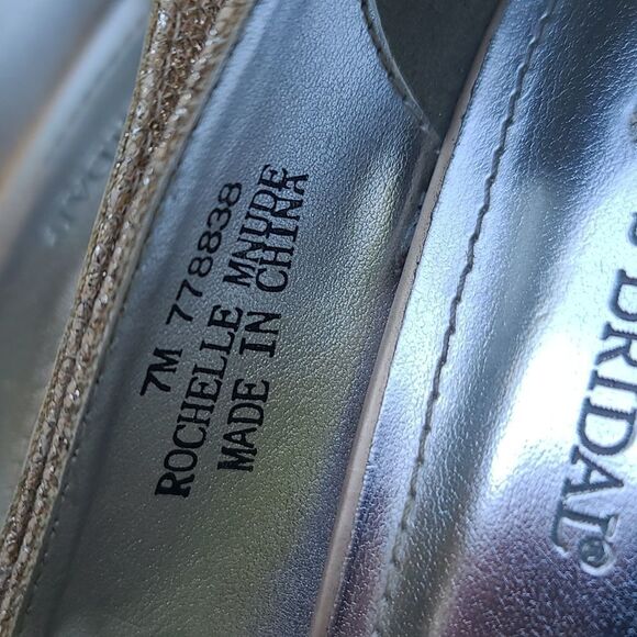 David's Bridal Gold Shimmering Open Toe Heels - Picture 8 of 10